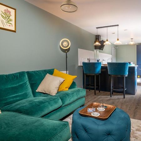 Stylish 1 Bed Central Apartment Бат Экстерьер фото