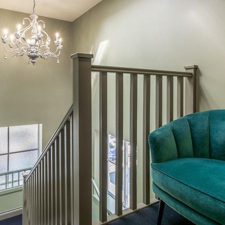 Stylish 1 Bed Central Apartment Бат Экстерьер фото