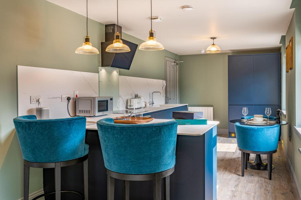 Stylish 1 Bed Central Apartment Бат Экстерьер фото